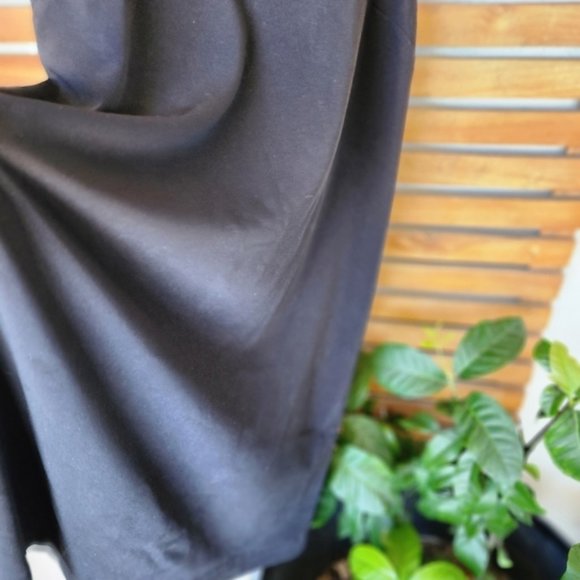 Howard Showers midi dress size 10 black stretch knit embellished gold collar - Picture 3 of 10